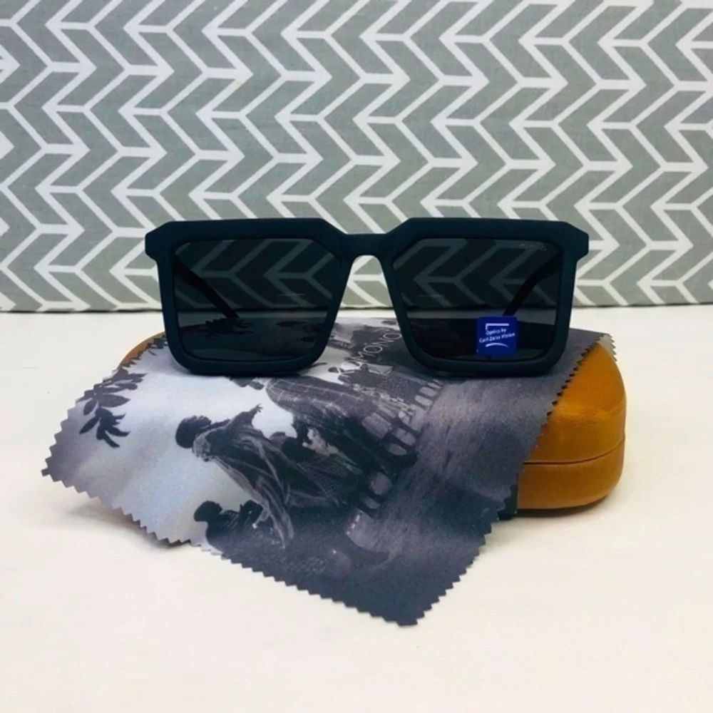 KOMONO Sunglasses Benicio Black Rubber NEW